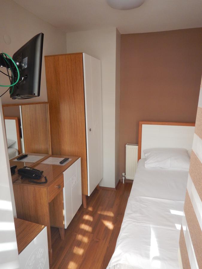Ipek Hotel Balikesir Ngoại thất bức ảnh